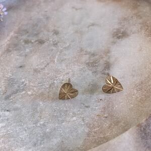 Vintage 9k Solid Yellow Mini Dainty Gold Heart Studs